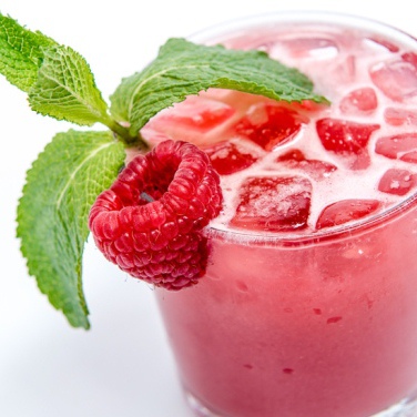 berry_breeze_cocktail.jpg
